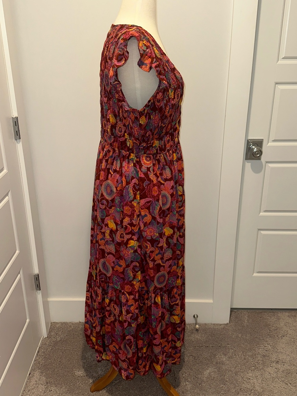 Anthropologie The Peregrine Smocked Floral V-Neck Ruffle Dress Wine Floral - Picture 10 of 13